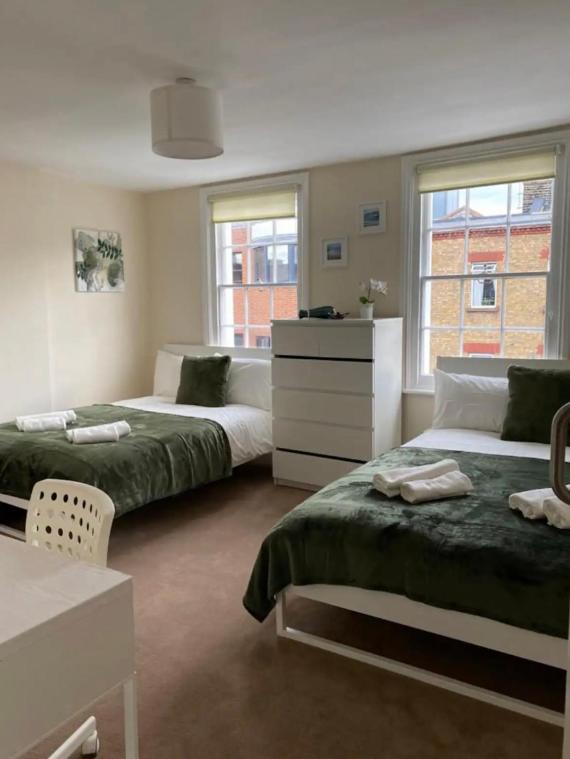 Lovely Private Rooms In Camden, Central Лондон Екстериор снимка