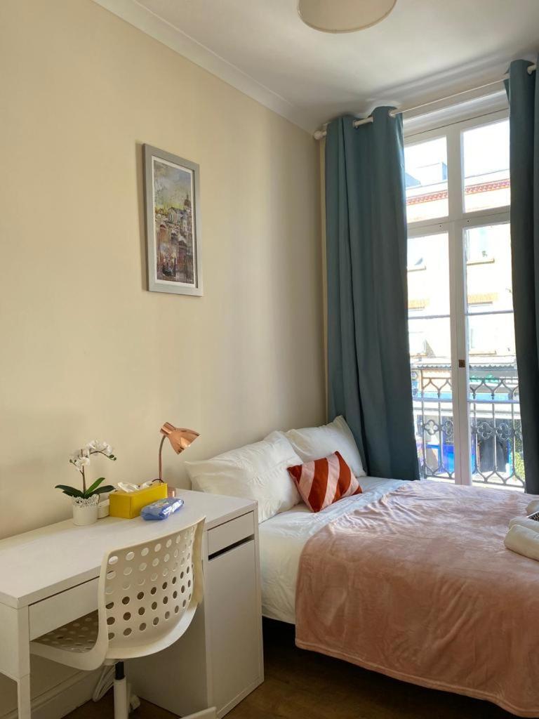 Lovely Private Rooms In Camden, Central Лондон Екстериор снимка