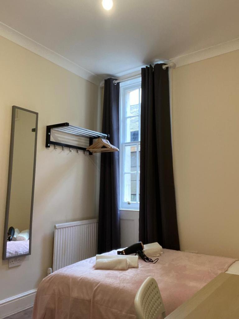 Lovely Private Rooms In Camden, Central Лондон Екстериор снимка