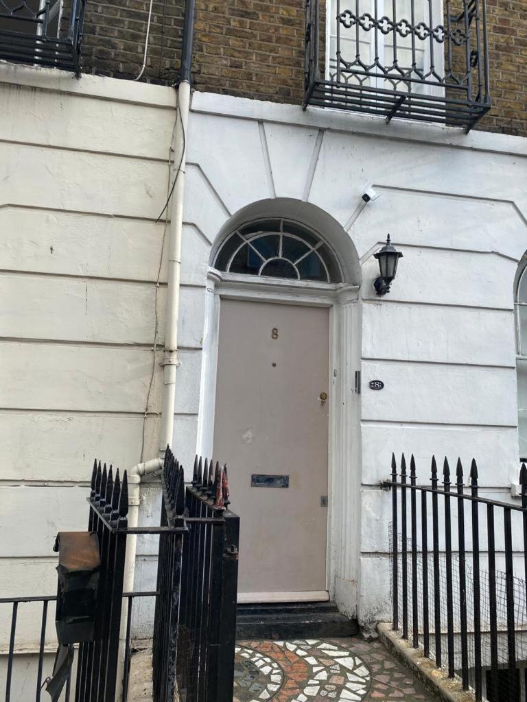 Lovely Private Rooms In Camden, Central Лондон Екстериор снимка